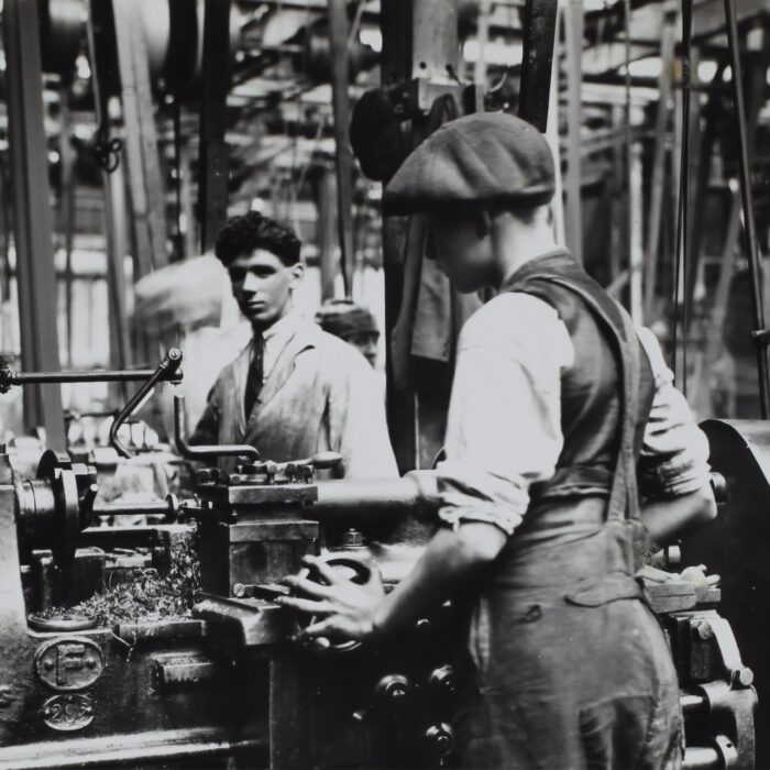 Kvinnors Roll i Industriella Revolutionen – Komplett Historia
