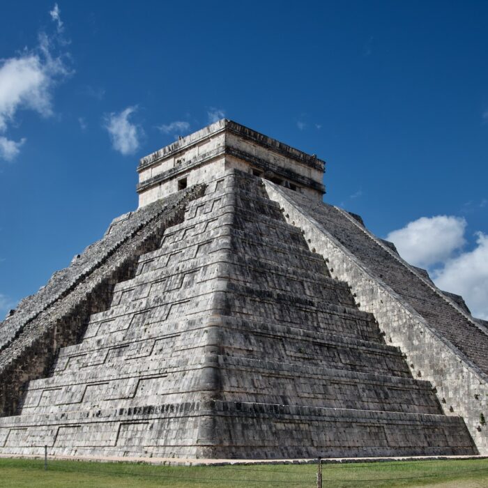 Mayakalendern och dess Tolkning: Myter och Fakta